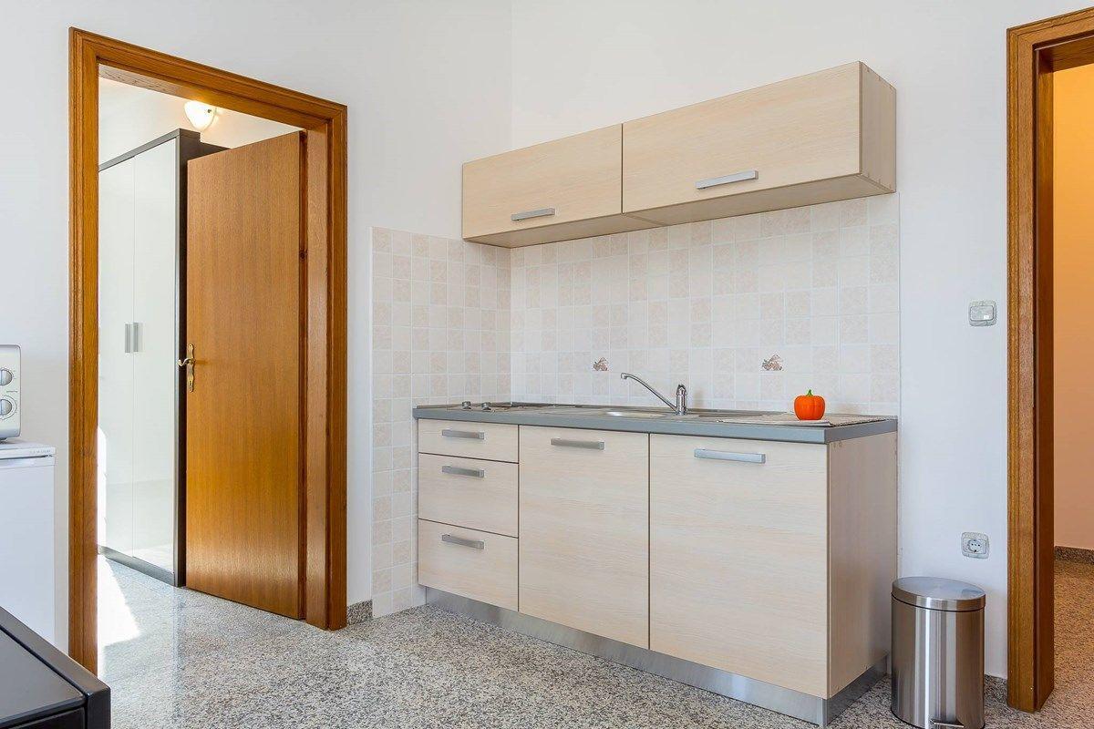 Apartments Ori Pula Luaran gambar